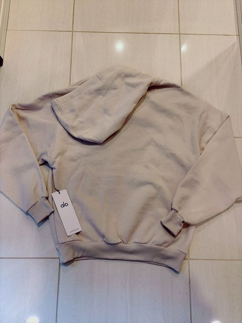 alo パーカー　Accolade フーディ XS ベージュ