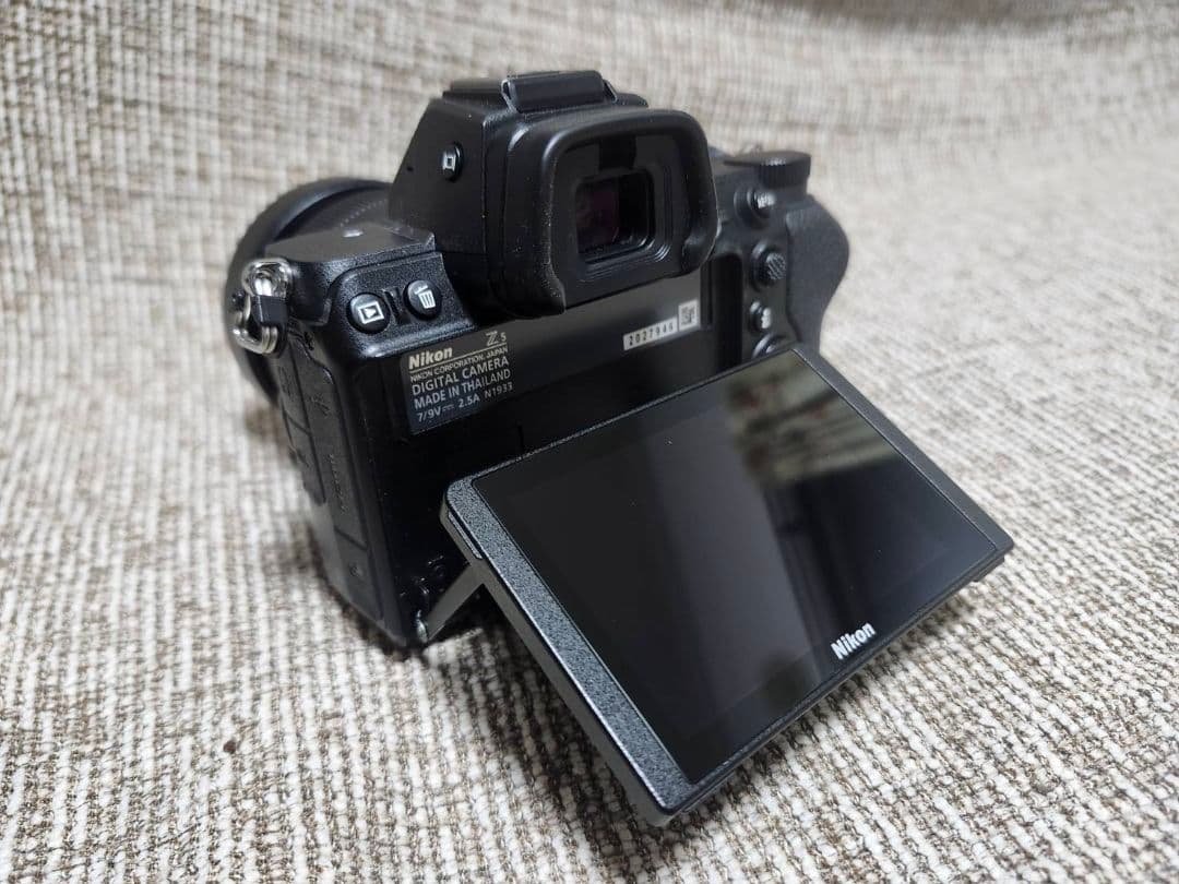 デジタルカメラ Nikon z5 + z40mm f2