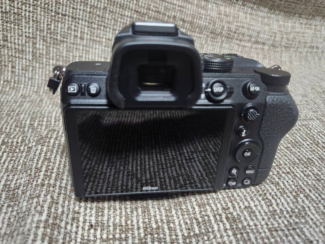 デジタルカメラ Nikon z5 + z40mm f2