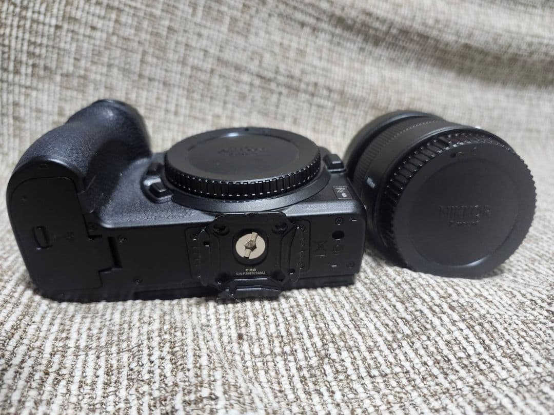 デジタルカメラ Nikon z5 + z40mm f2