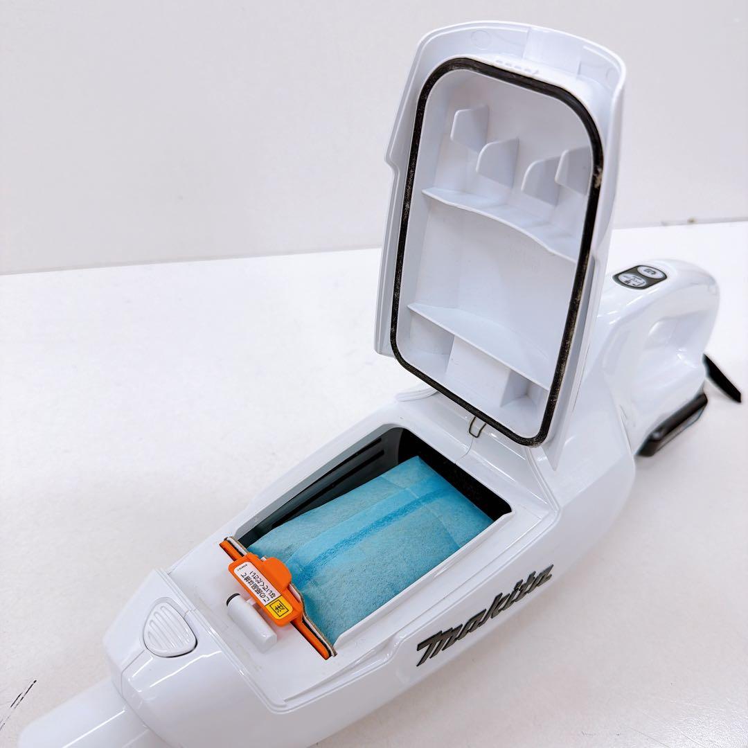 makita マキタ コードレス掃除機CL107FDSHW バッテリー充電器付