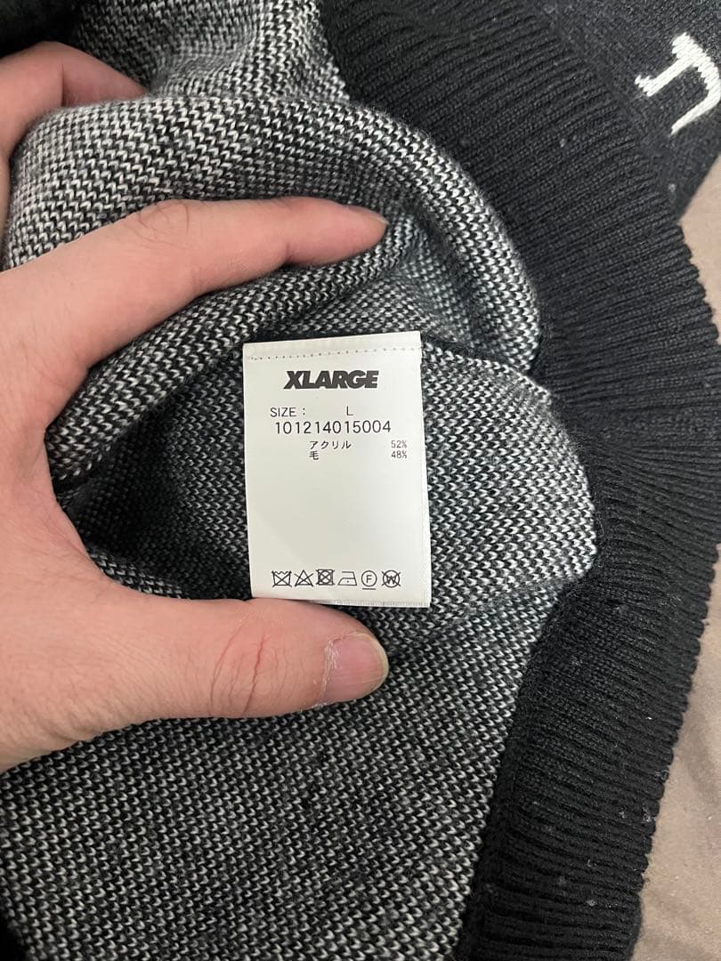 エクストララージ　弥海砂 (ミサミサ)ニットセーター