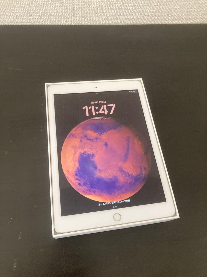 Apple iPad 10.2インチ ホワイト