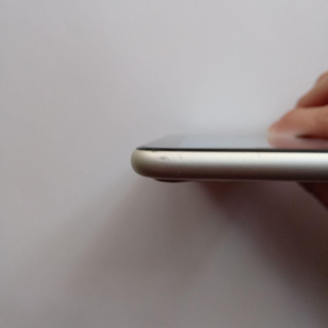 Apple iPhone 11 128GB ホワイト SIMフリー 80%