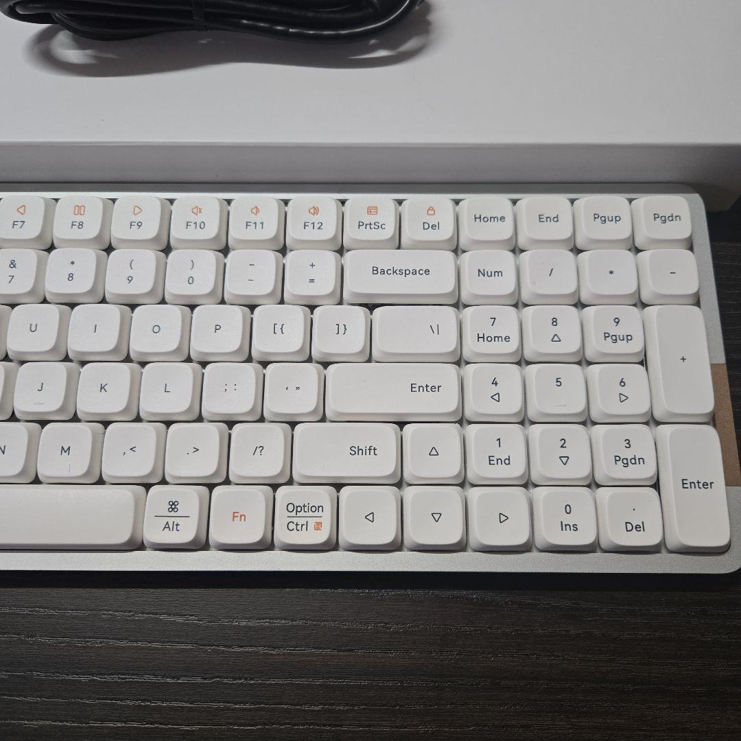 skyloong104gtpro lofreeflow100 75％有線