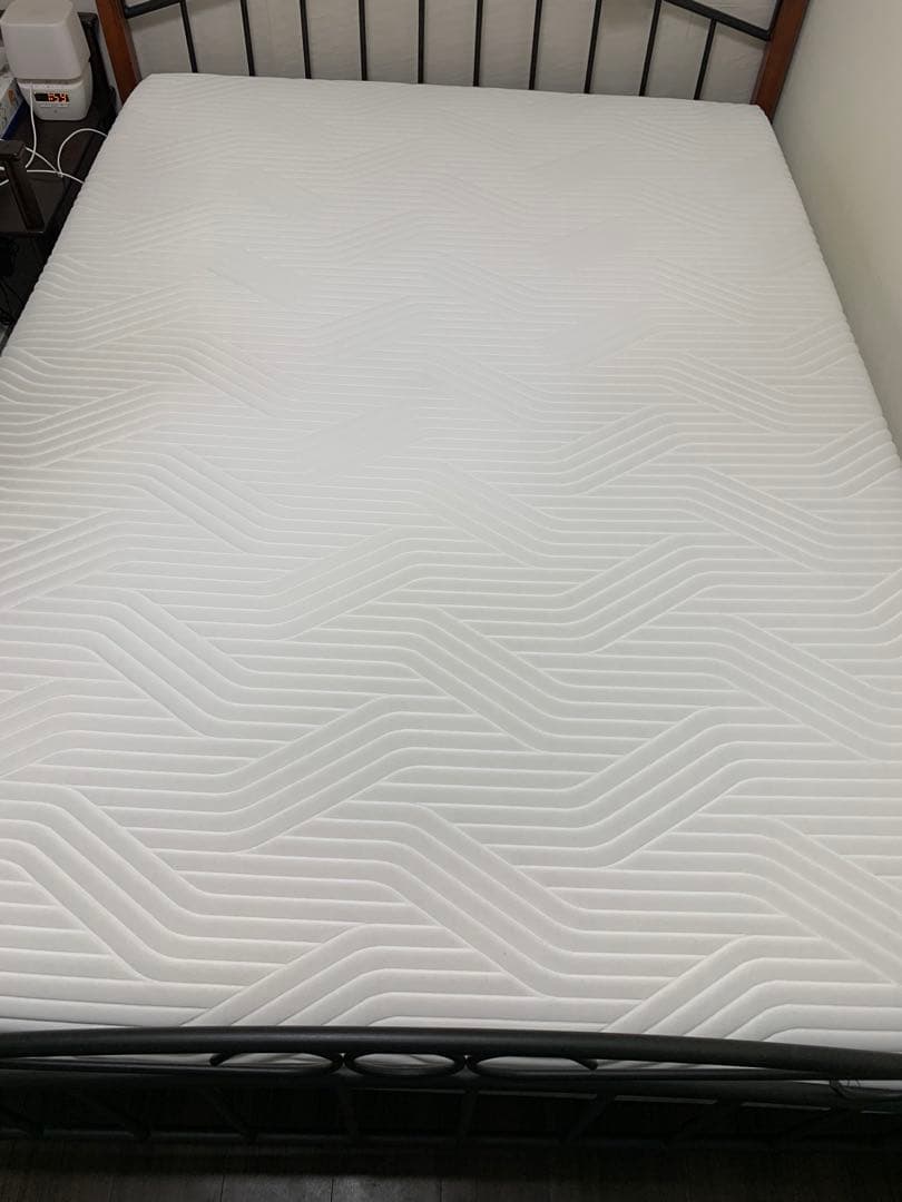 【美品】テンピュール　マットレス　ダブル