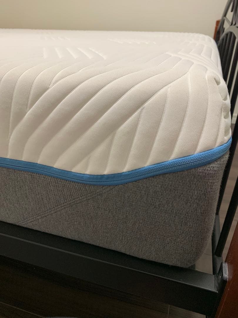 【美品】テンピュール　マットレス　ダブル