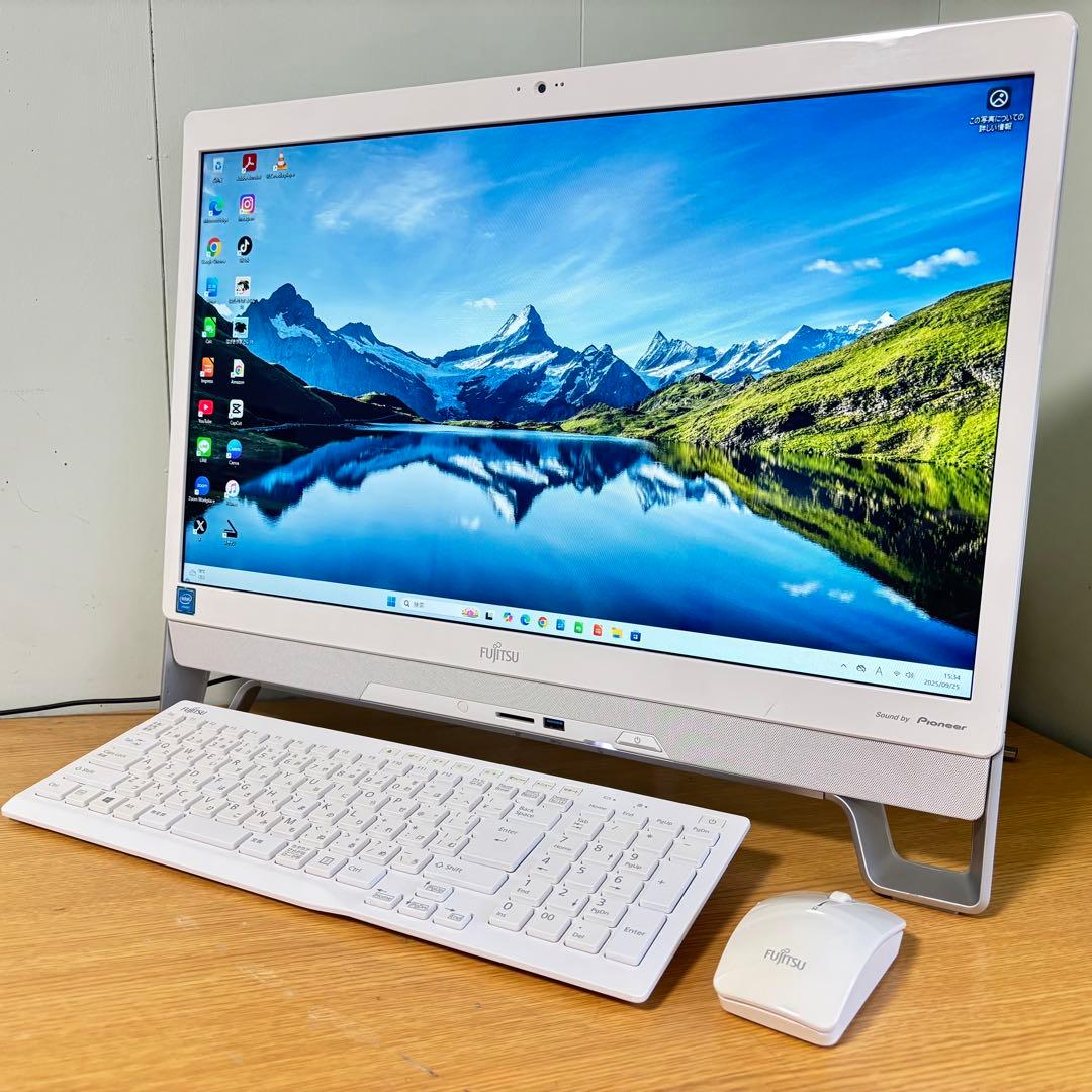 富士通　Windows11・Office搭載　高性能★一体型PC FH52/A3