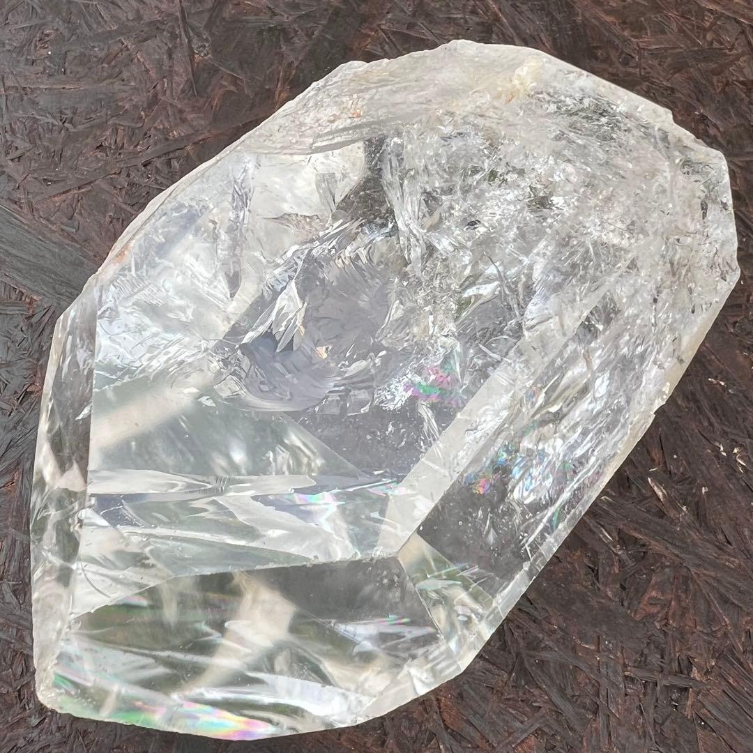 ✳✨激凄超逸品✨極上の高透明度✨超高品質 レインボー 水晶 六角柱 天然石 原石
