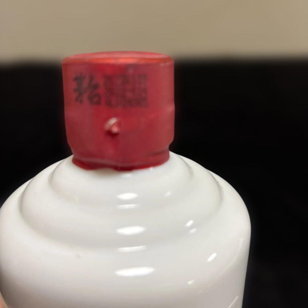 貴州茅台酒　500ml 53%vol 2023製