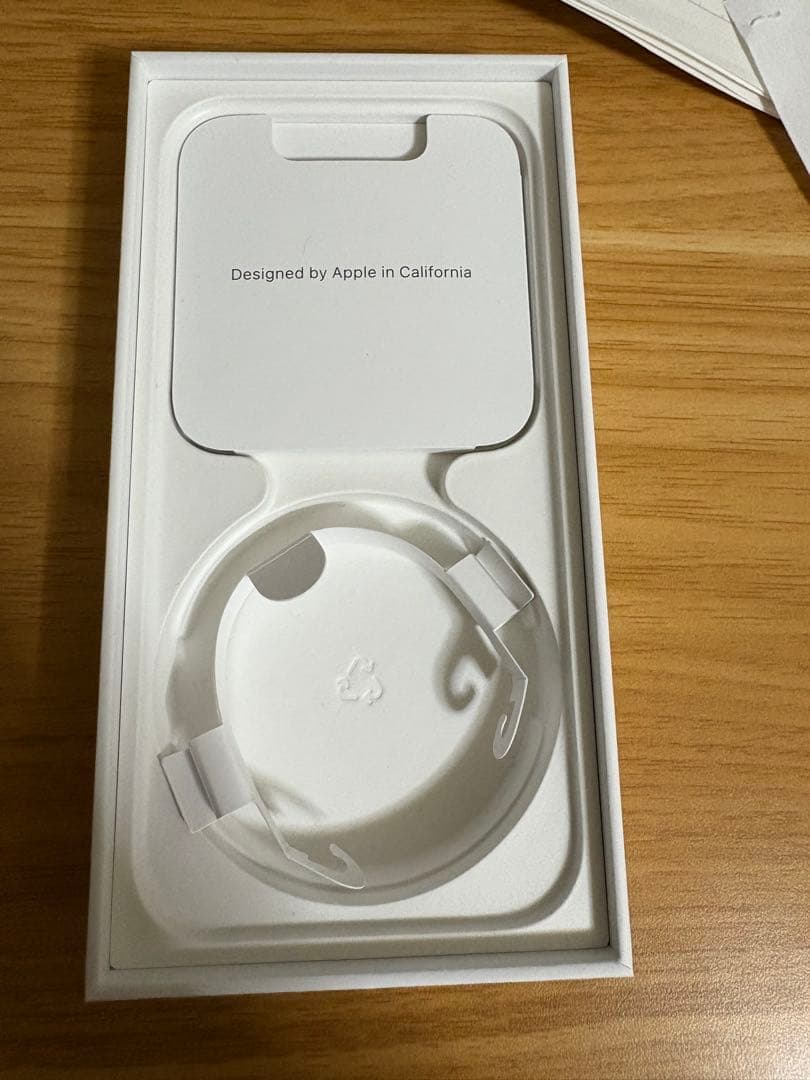 Apple iPhone 15 ブラック 本体 128G