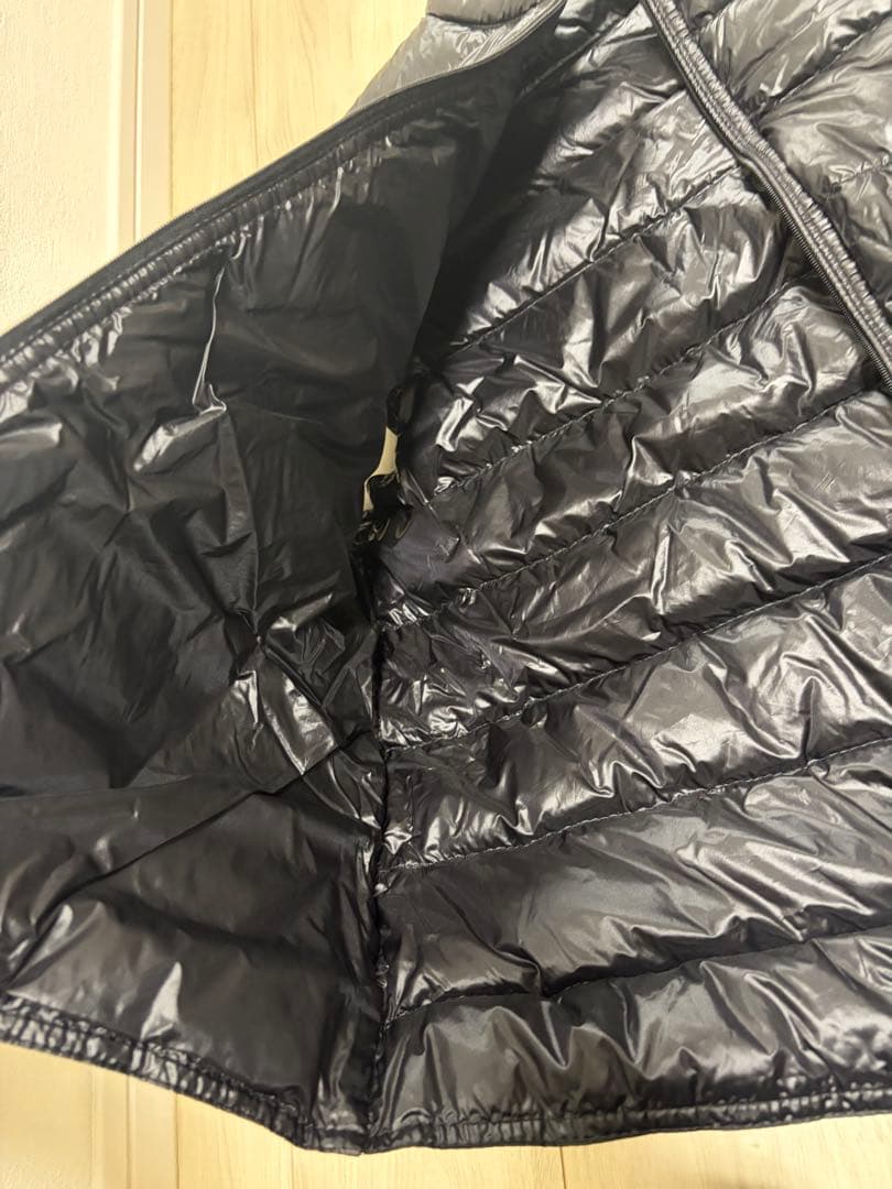 モンクレールブラック ダウンベスト サイズ2