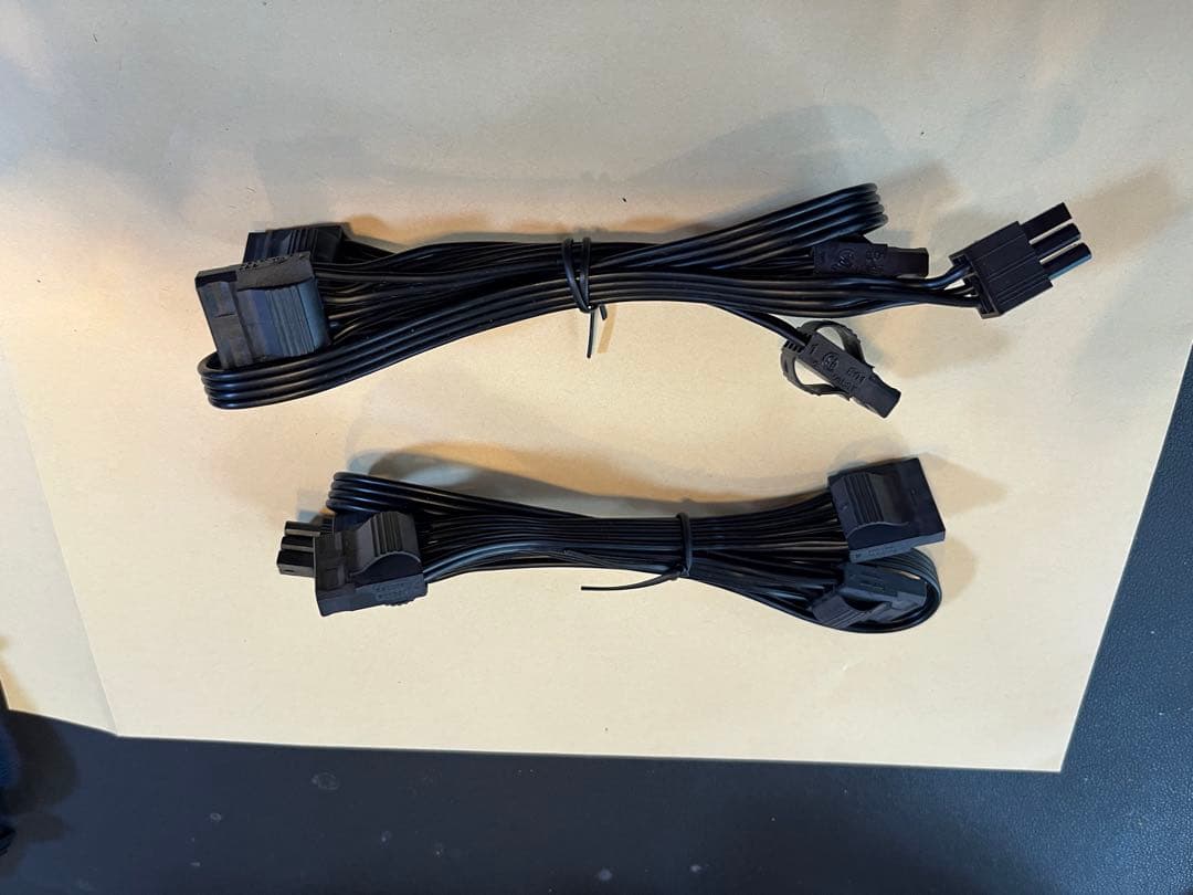 CORSAIR RM 750x 750W 電源ユニット