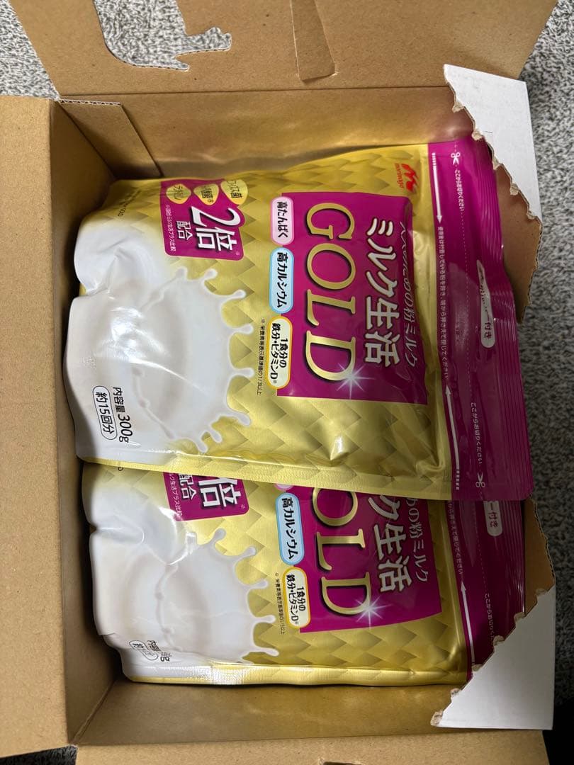 新品未開封品 大人のための粉ミルク ミルク生活GOLD 4袋