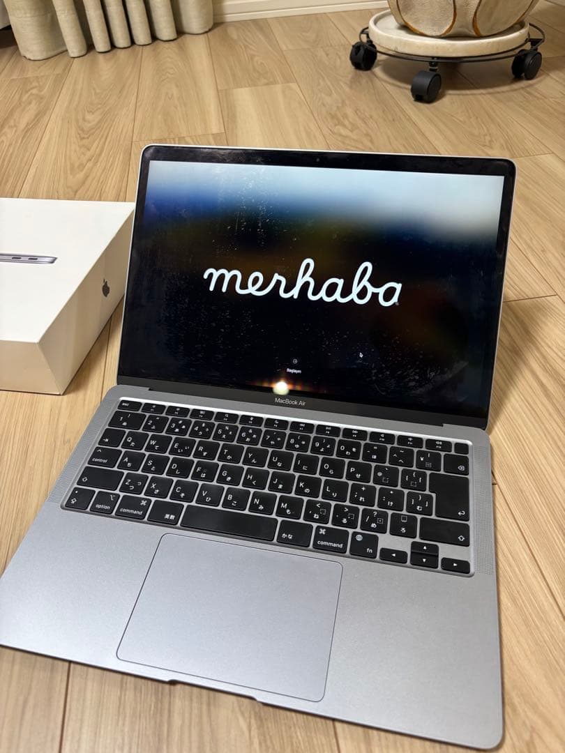 Apple MacBook air 256GB SSD 13インチ