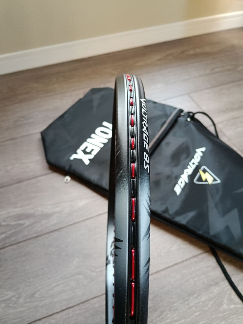佐藤　YONEX ボルトレイジ8S