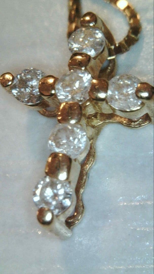 18金　18k ゴールド ダイヤモンドクロスネックレス