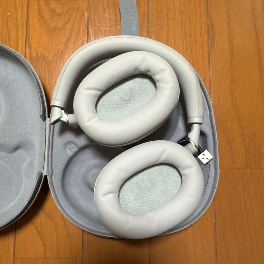 【中古・価格交渉OK】SONY WH-1000XM6 プラチナシルバー