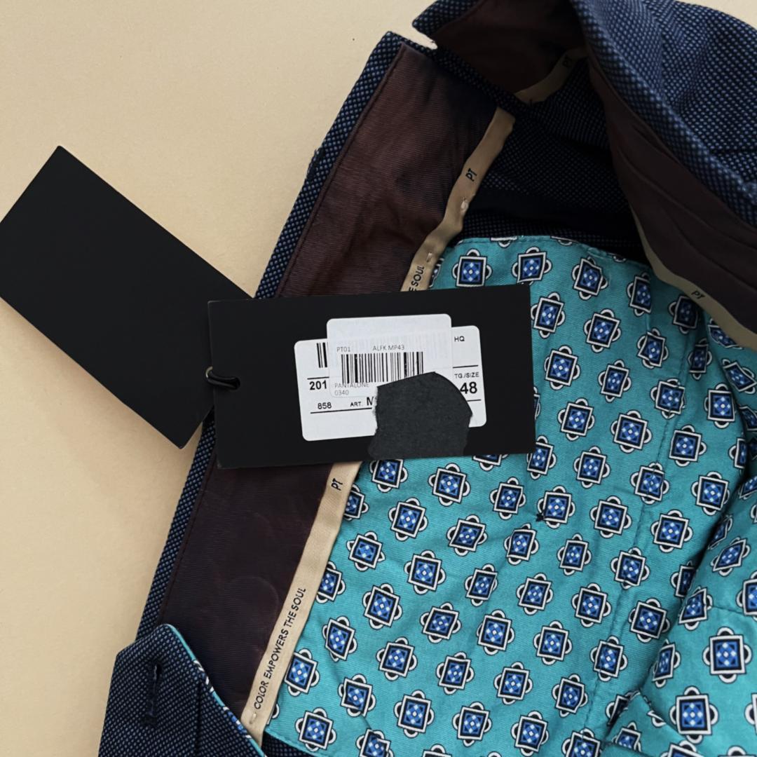 新品PT TORINO 48 上質シルエットスラックス　定価4～５万円