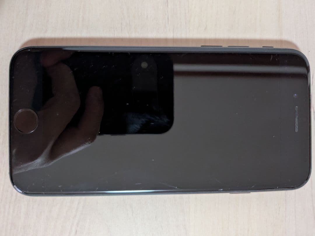 iphoneSE 第三世代 ★simロック解除・初期化済★