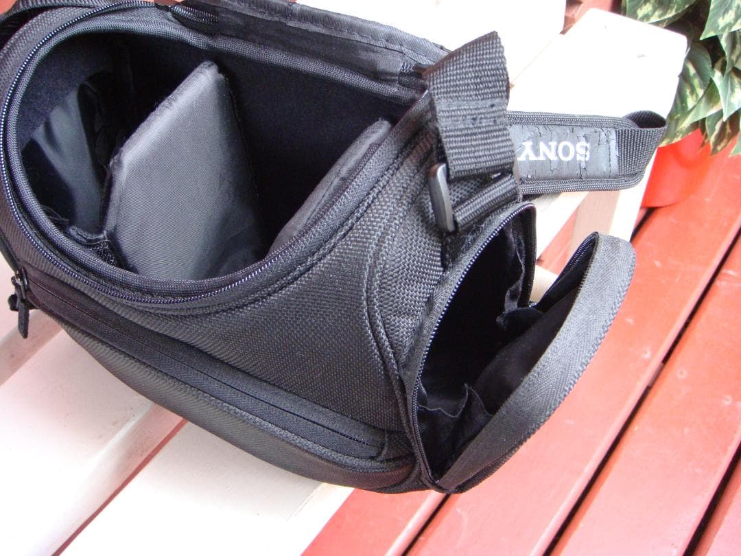 SONY ハンディカムDCR-SR100 ビデオカメラ本体