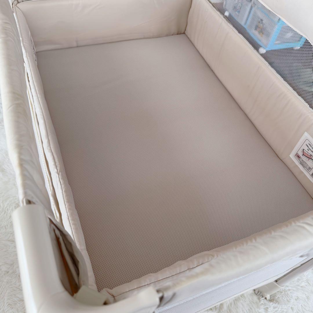 アップリカ　ココネルエアー　ベビーベッド　ホワイト　66046