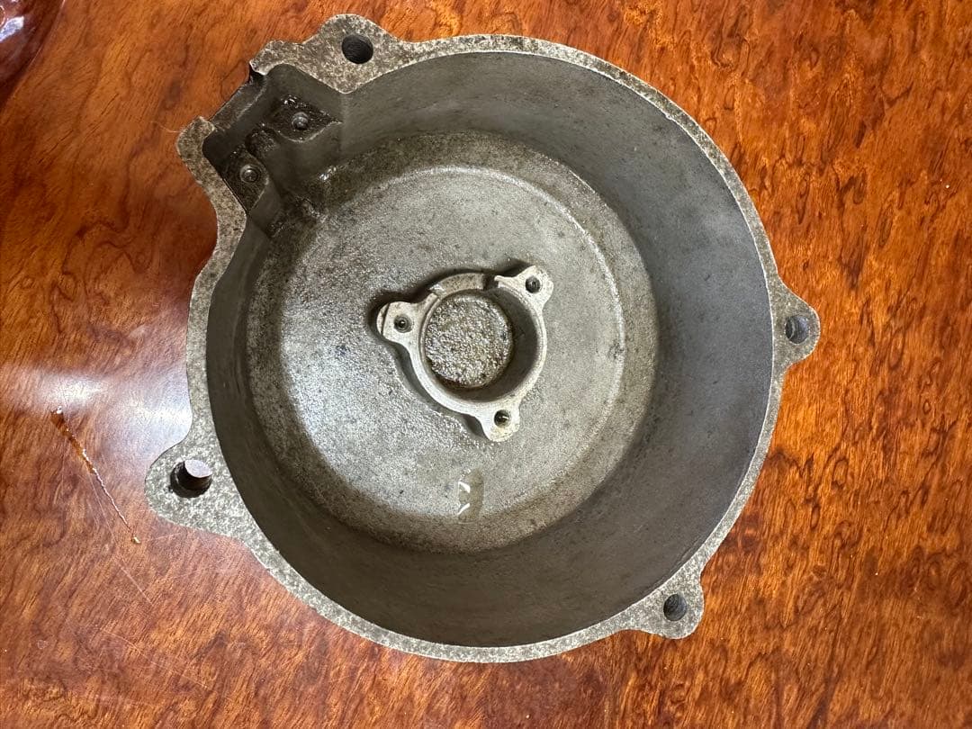 BEET ジェネレーターカバー　ゼファー 400 χ