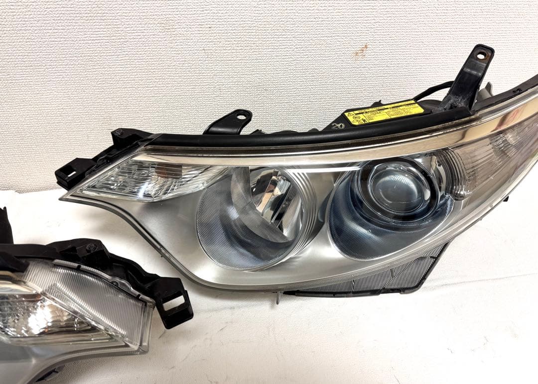 エスティマ HID ヘッドライト 左右 AFS付き KOITO 28-187