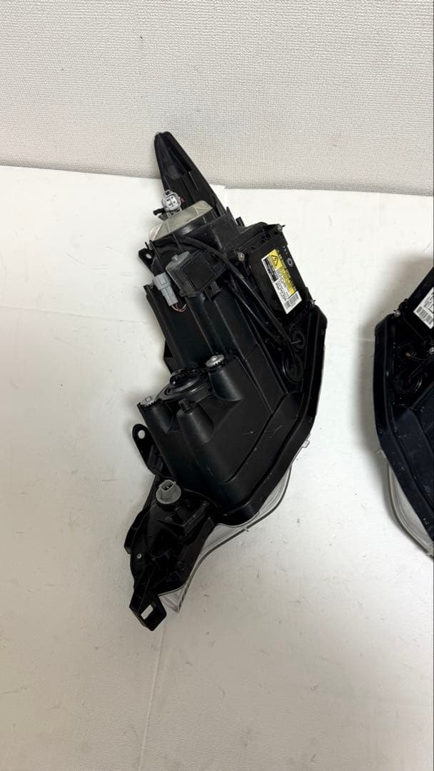 エスティマ HID ヘッドライト 左右 AFS付き KOITO 28-187