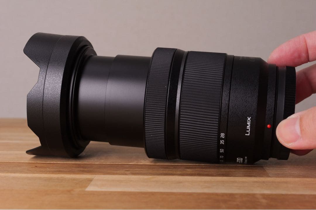 美品 LUMIX S 28-200ｍｍ F4-7.1 MACRO O.I.S