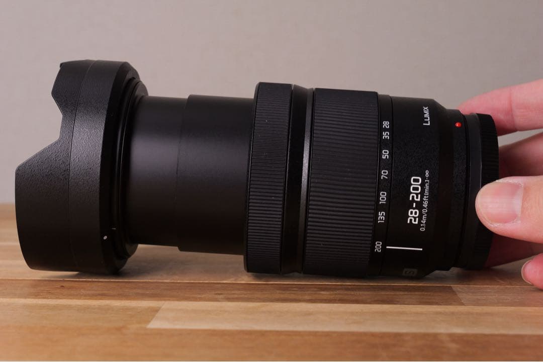 美品 LUMIX S 28-200ｍｍ F4-7.1 MACRO O.I.S