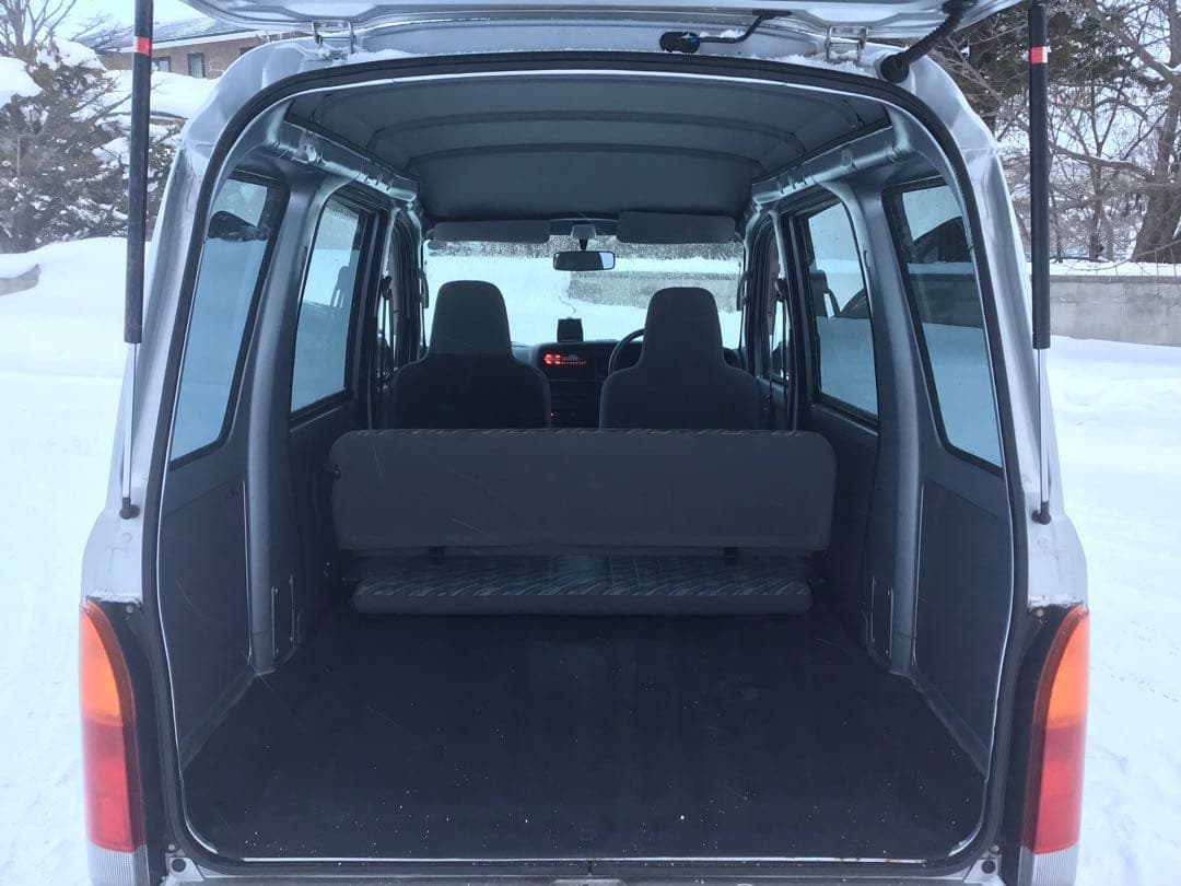 希少！禁煙・本州車！ハイゼットカーゴデラックス4WD MT車 走行7.3万km