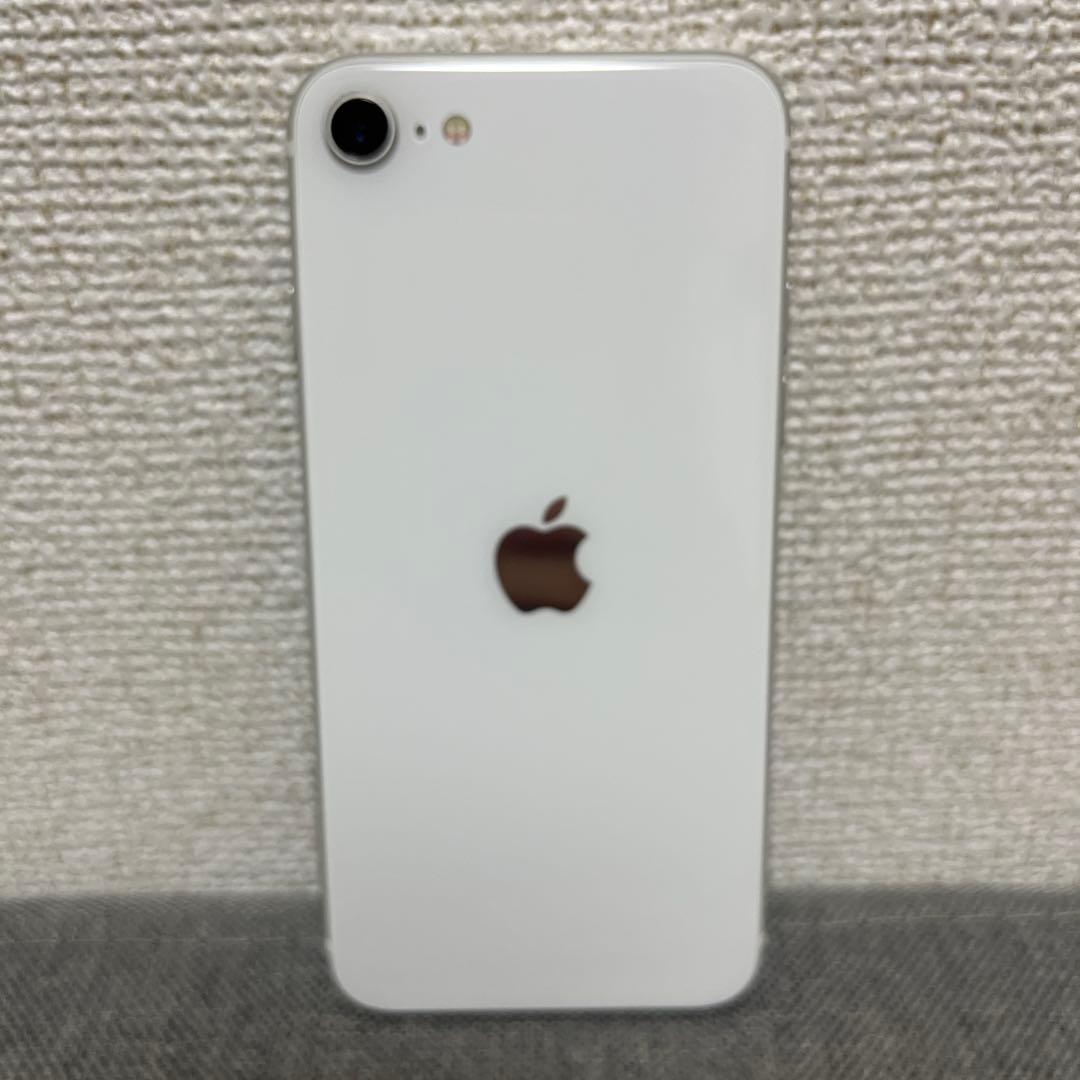 iPhone SE2 64GB ホワイト　本体　カバー付き　SIMフリー