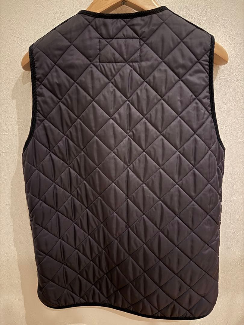 Barbourフロントジップ キルティング ライナー ベスト バブアー 英国