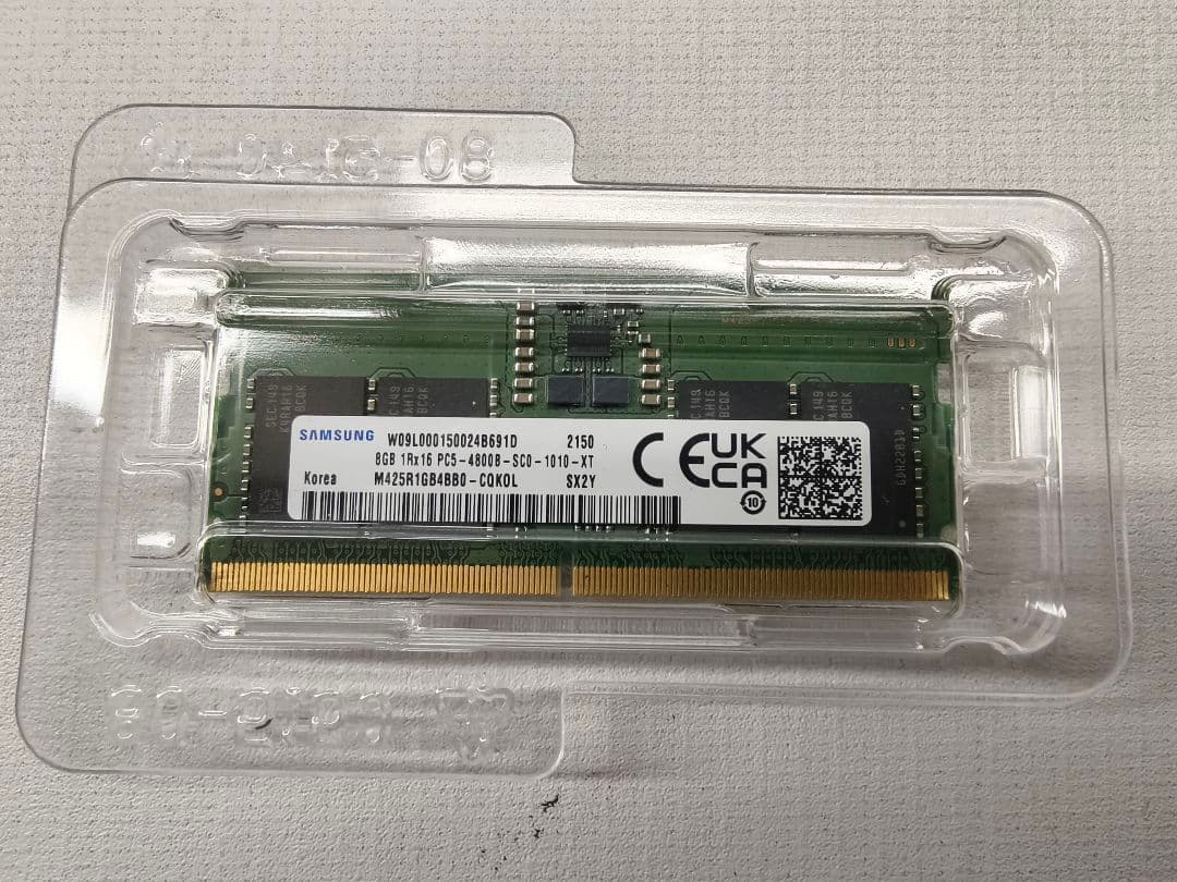 メモリー SAMSUNG PC5-4800B-SC0-1010-XT 8GB DDR5