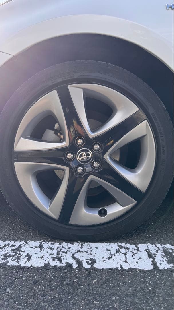 プリウス50 純正　17インチホイール