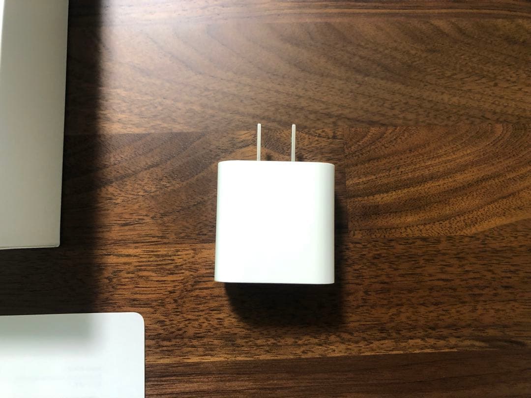 Apple iPad 第９世代　Wi-Fi 64GB シルバー　MK2L3J/A