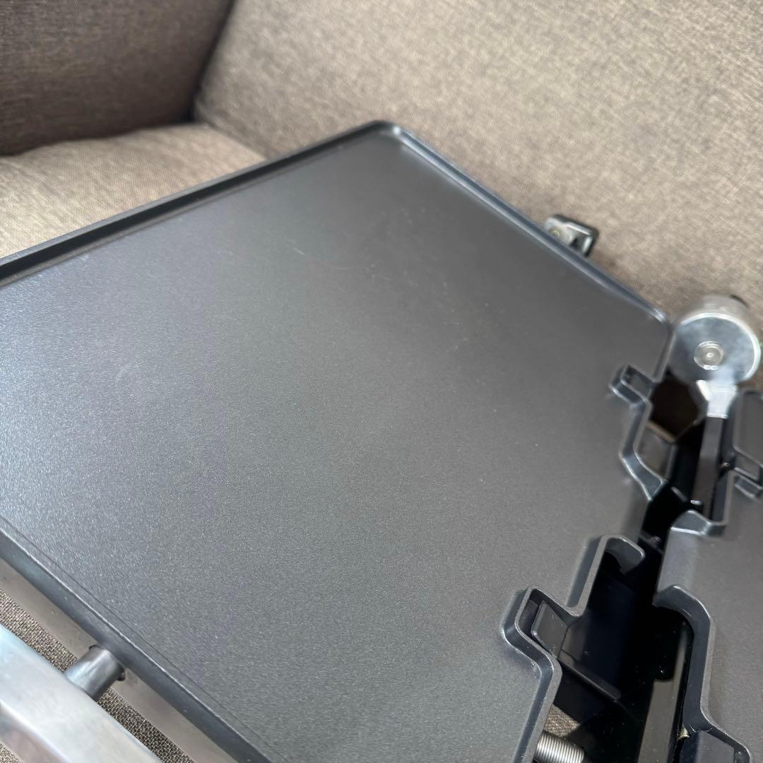 デロンギ マルチグリル&BBQ CGH1011DJ