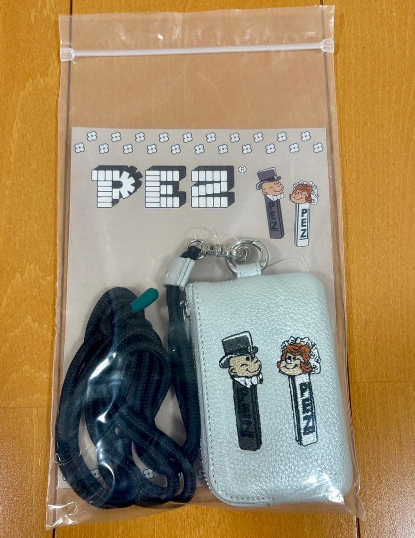 【PEZ(ペッツ) ×ear】WEB限定/牛革/カードケース/スマホショルダー