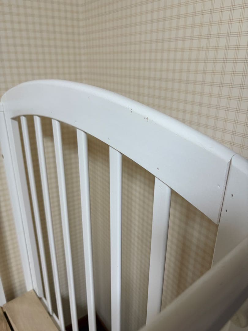 カトージ　ハイポジション ベビーベッド　すのこ、マットレス付