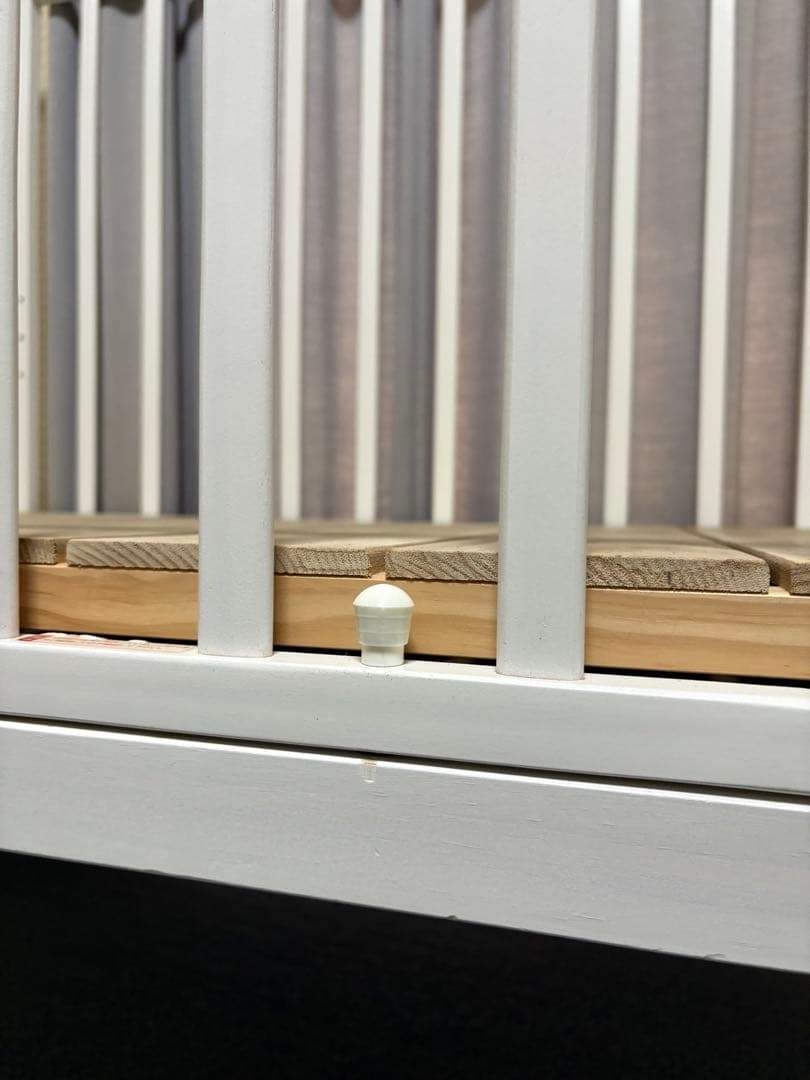 カトージ　ハイポジション ベビーベッド　すのこ、マットレス付