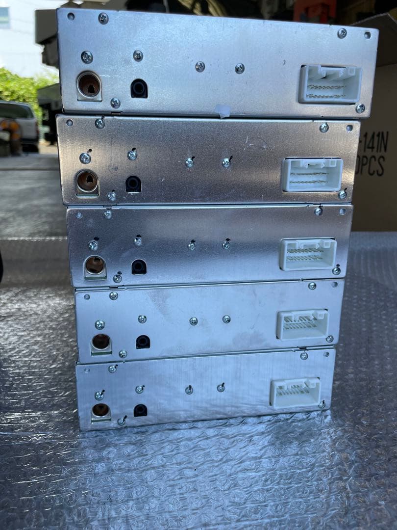 日野トラック24vの1DINラジオ USB Bluetooth対応5個まとめ売り