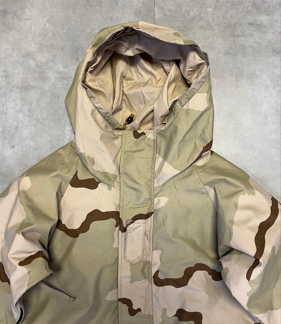 US ARMY ECWCS GEN1 ゴアテックス デザートカモ S-SHORT