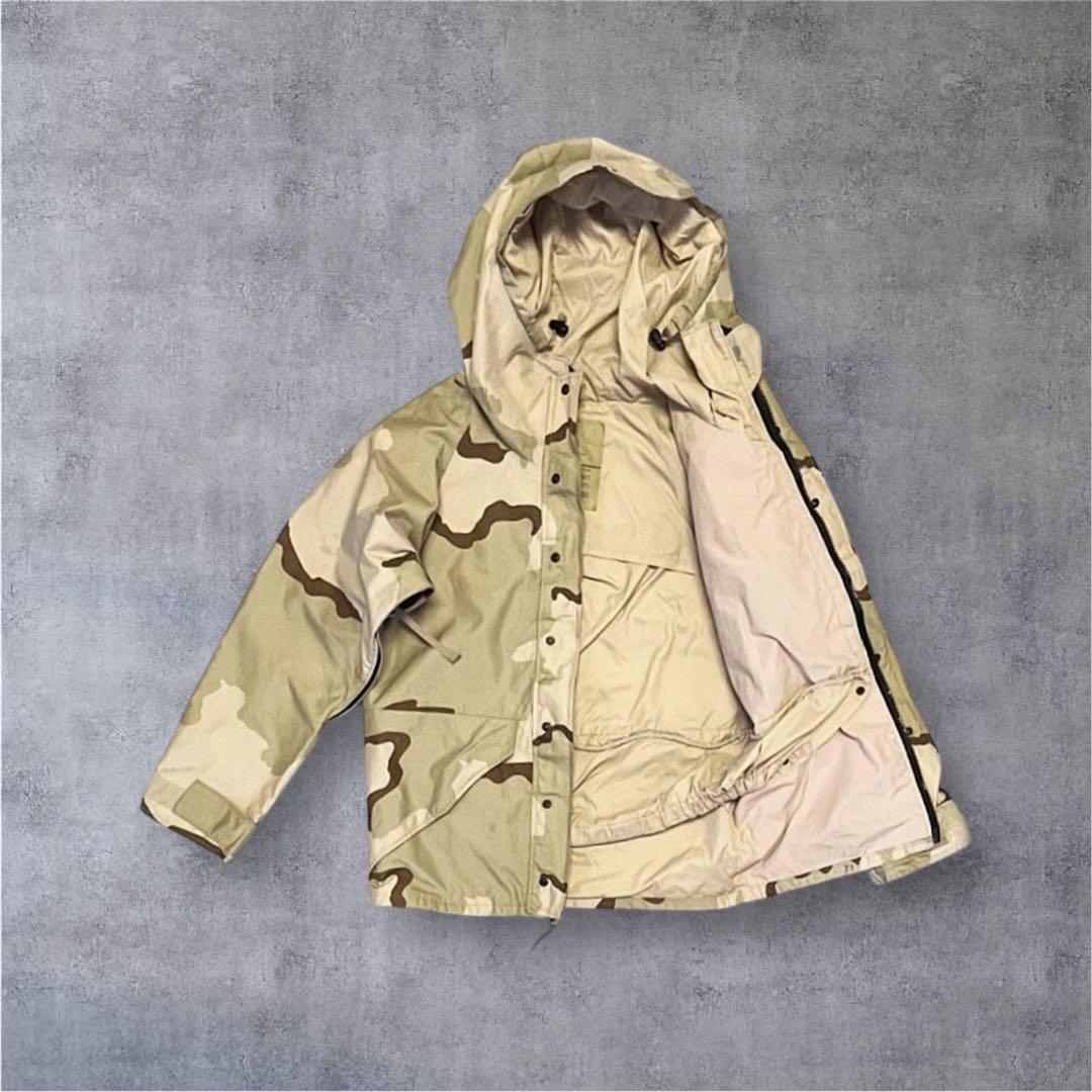 US ARMY ECWCS GEN1 ゴアテックス デザートカモ S-SHORT