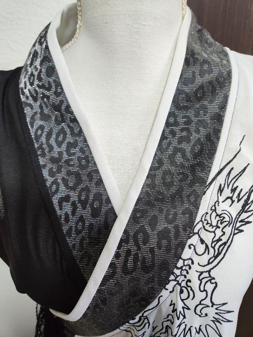 キューティーフラッシュ　白×黒　着物風チュニック