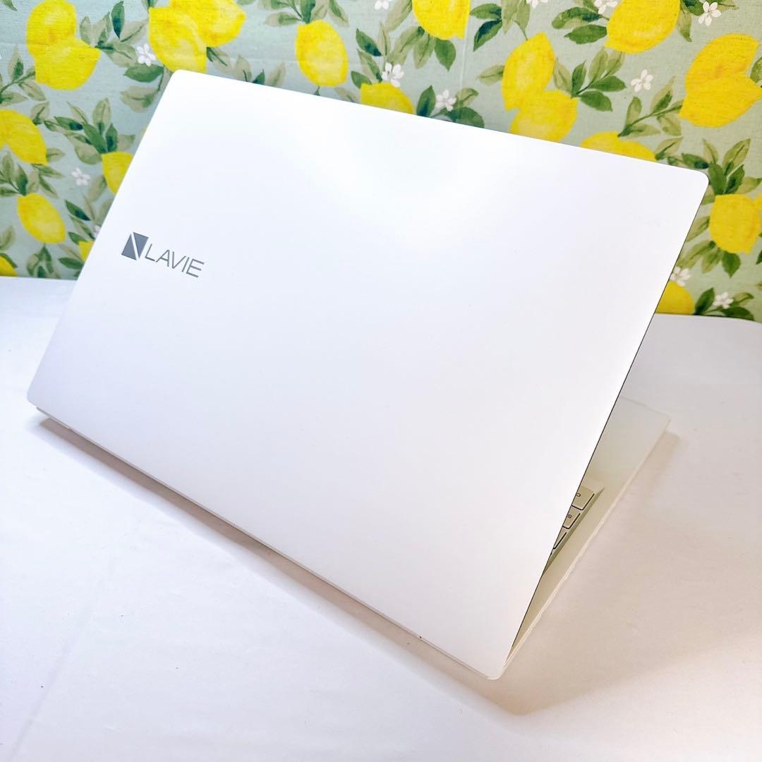 大容量1000GB！写真や動画たっぷり保存可能！Windows11！すぐ使える！