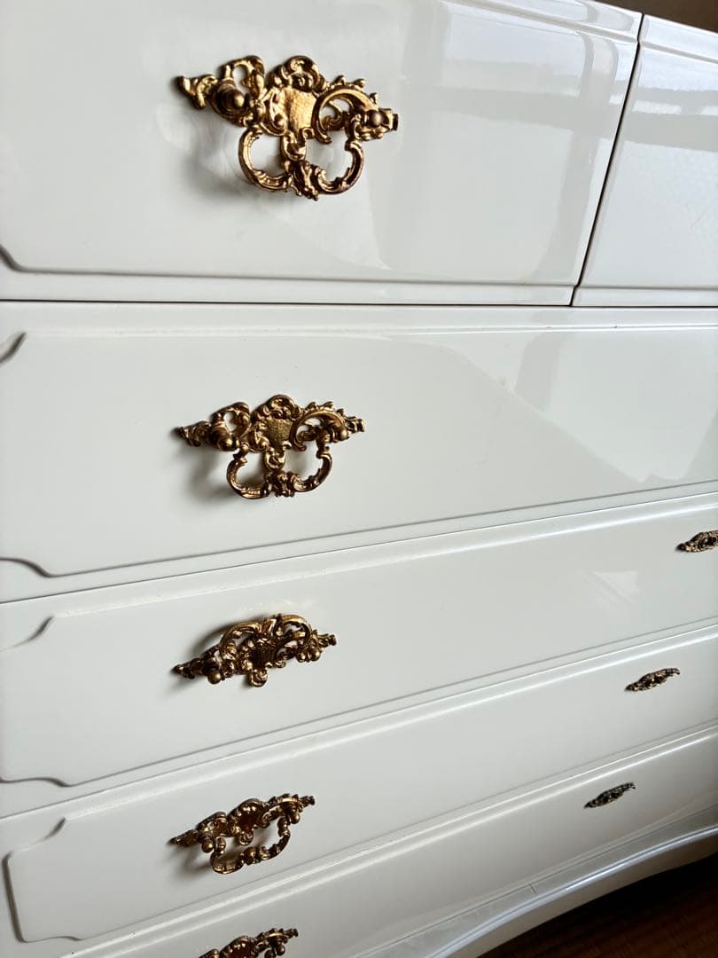 ホワイト木製チェスト 6段　姫系　金取　アンティーク　引き出し②