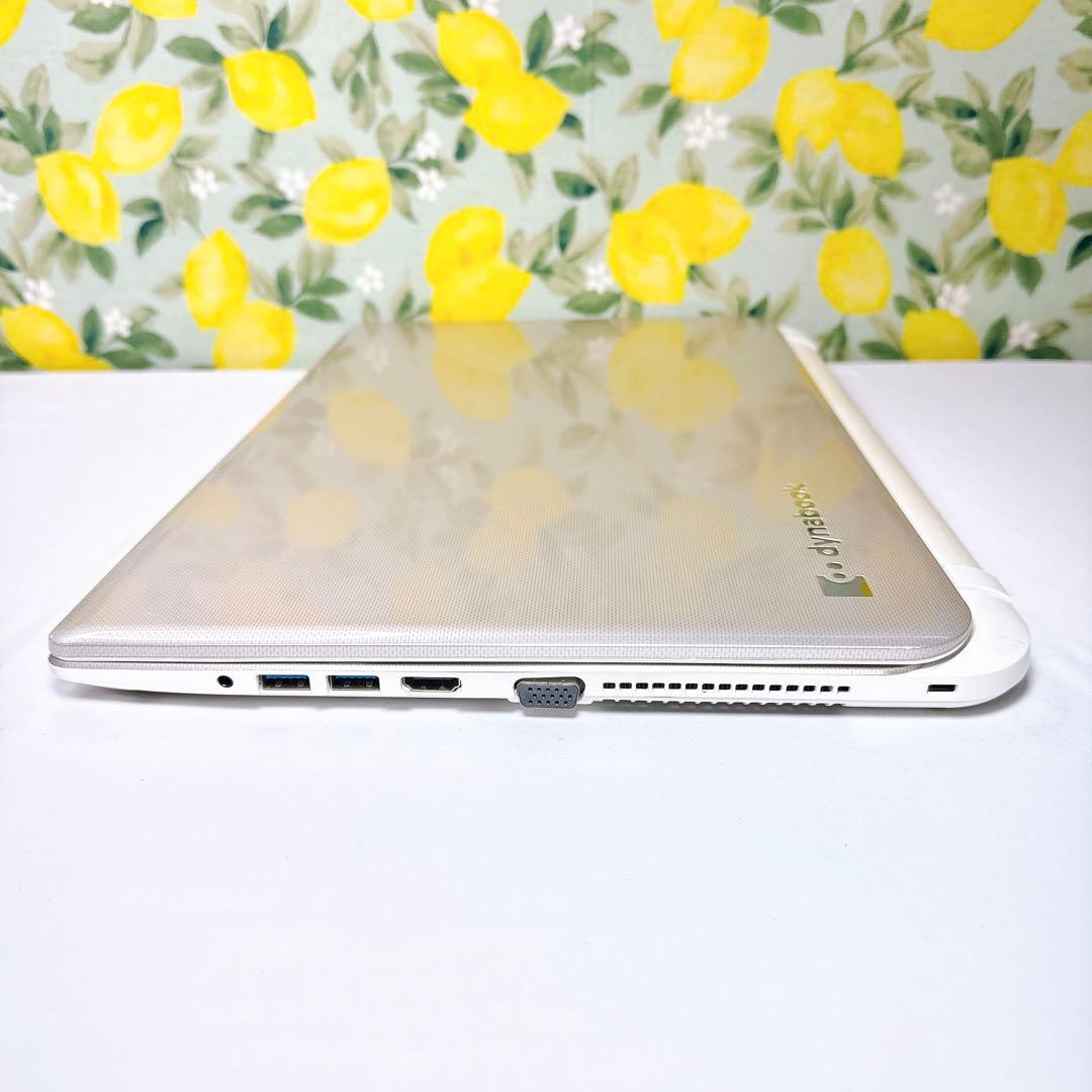 大容量❤️動画も写真もたっぷり保存❤️薄型＆上品カラーがお部屋のインテリアに馴染む❤️