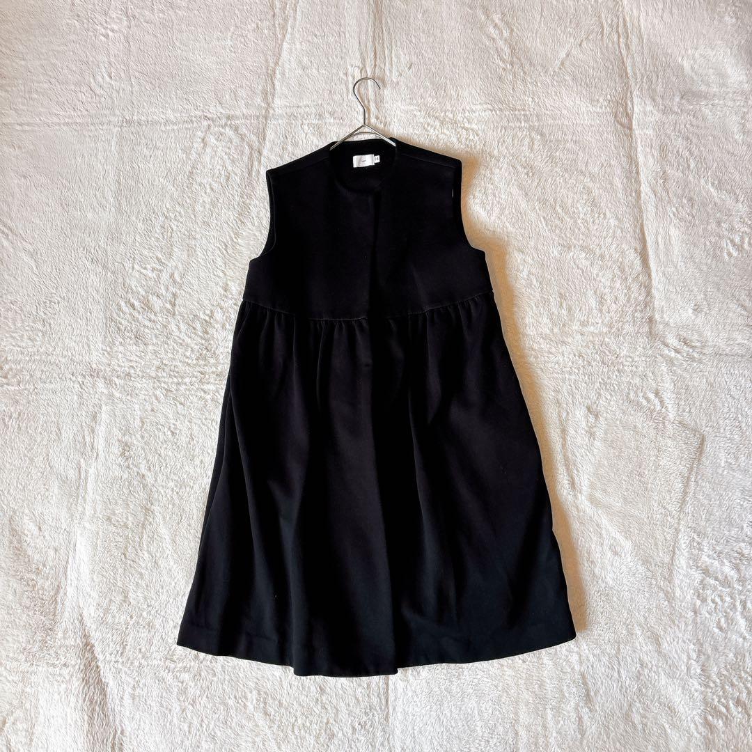 [美品]yori ヨリ ダブルクロス ジレ ベスト 完売品 黒 F