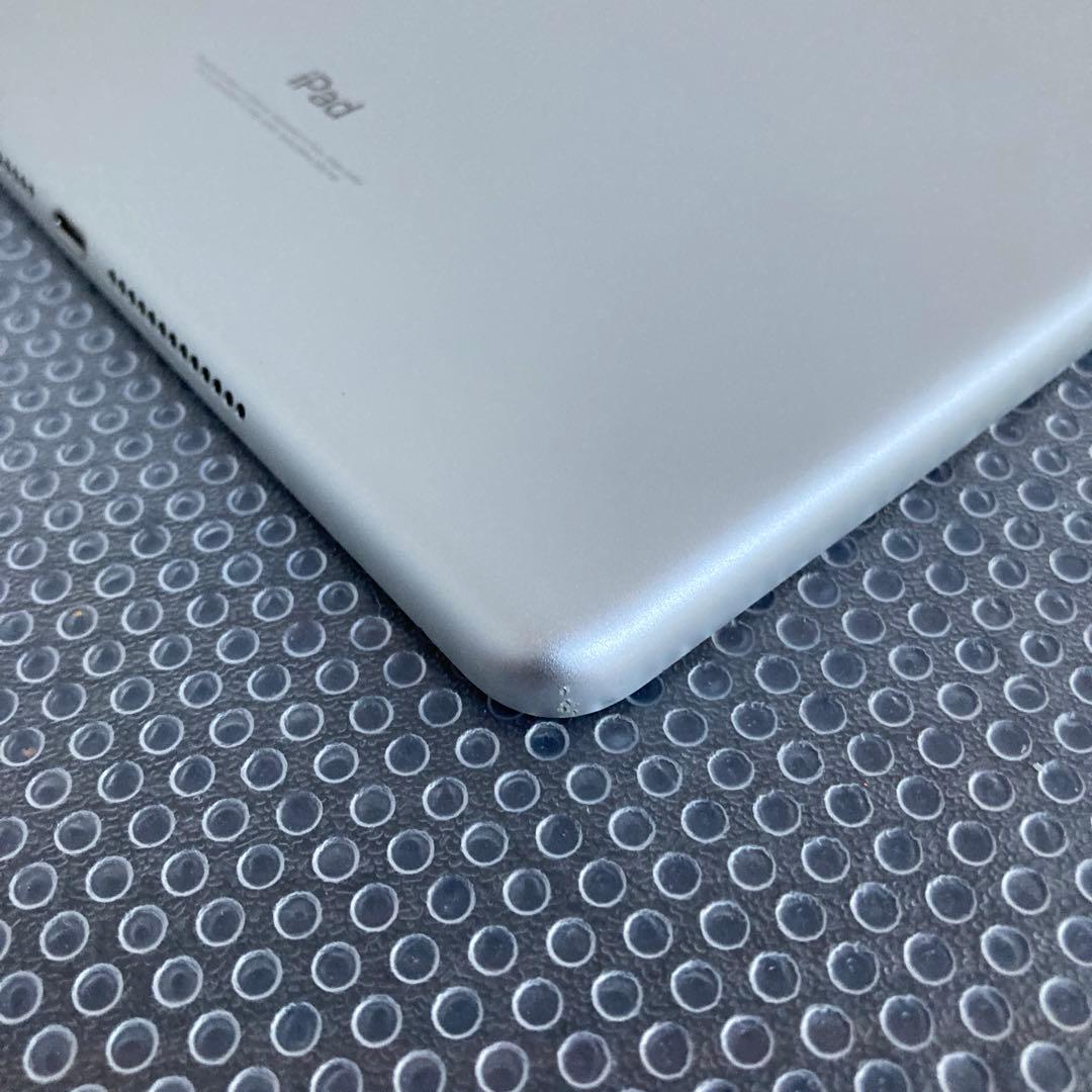 777【早い者勝ち】iPad6 第6世代 32GB SIMフリー☆